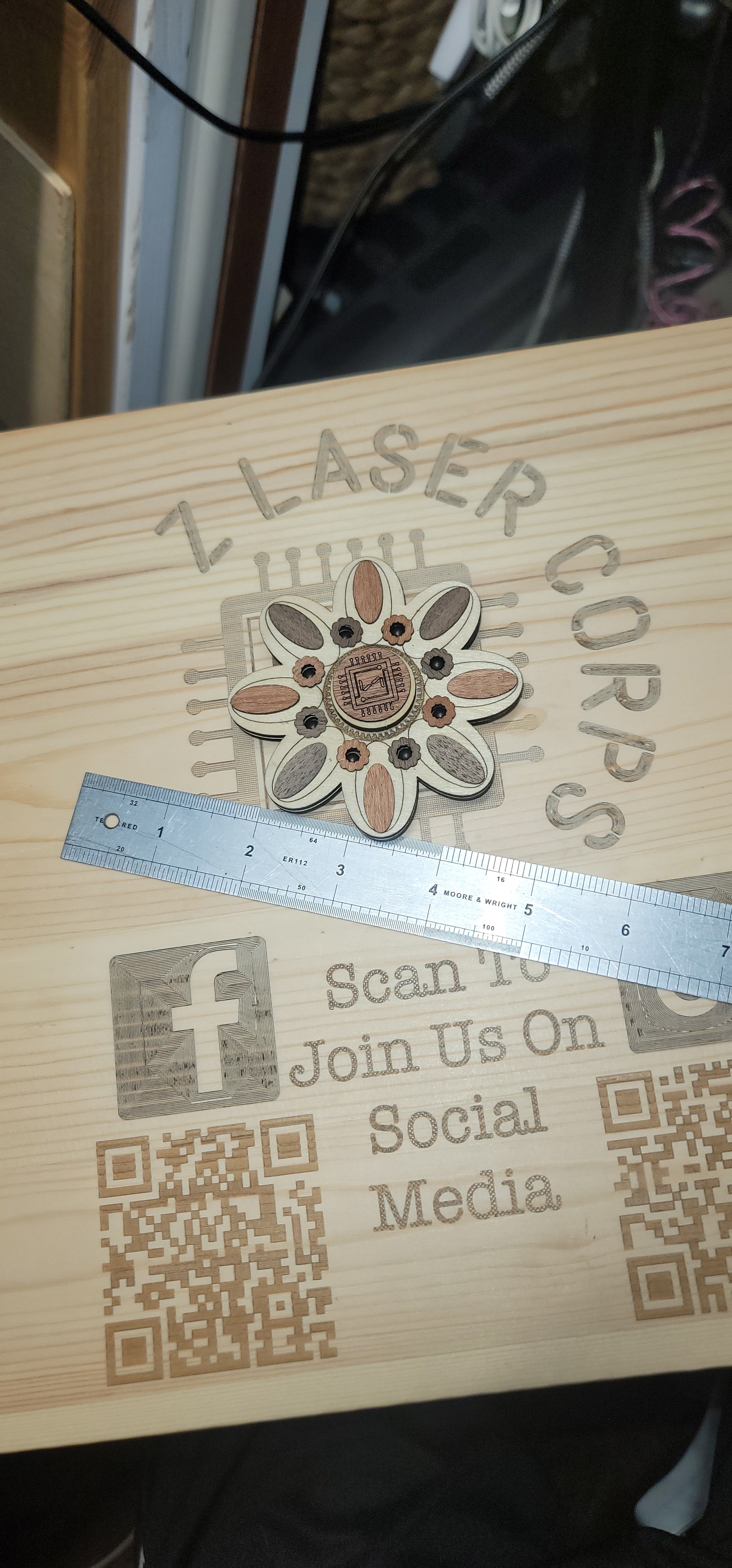 Flower Tile Wooden Fidget Spinner