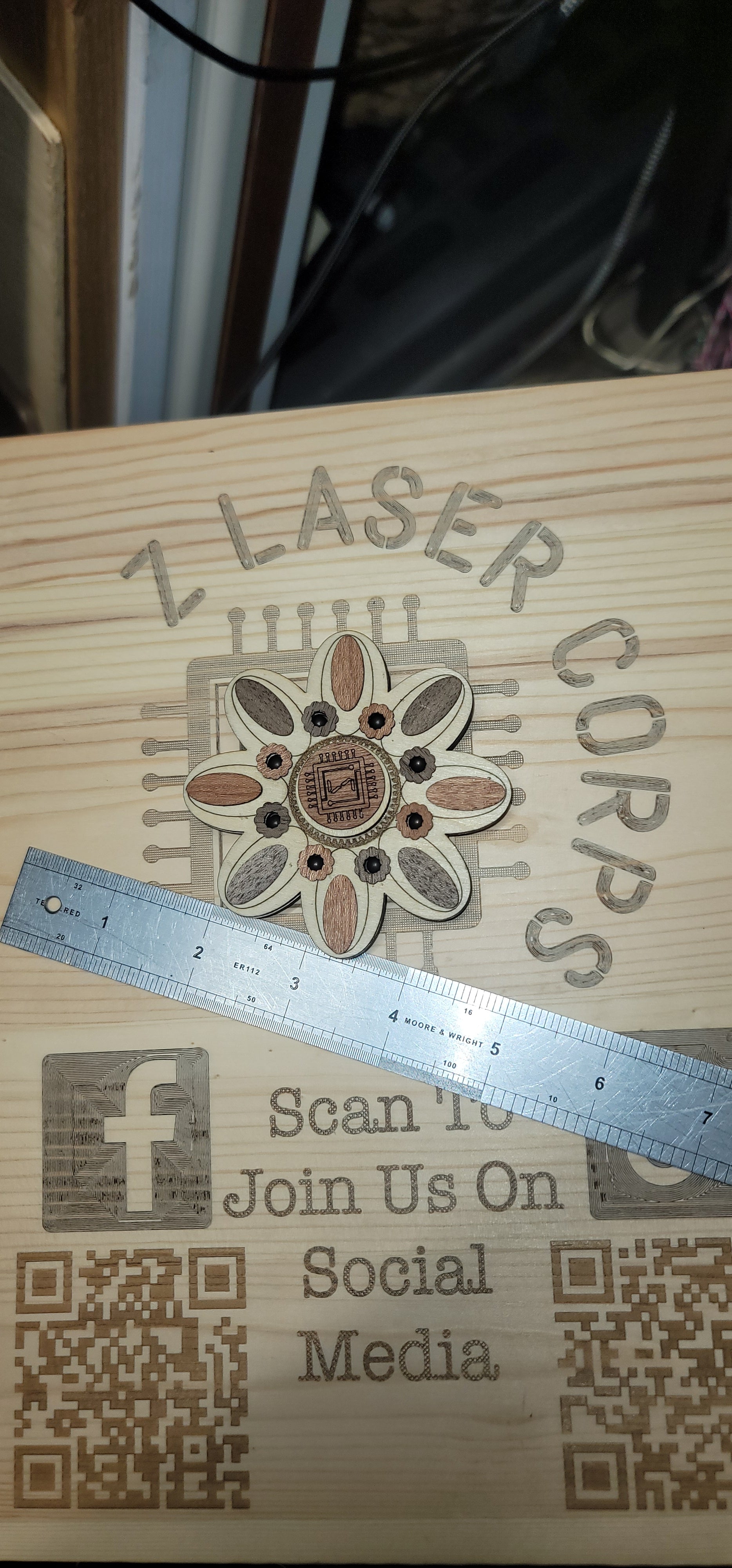 Flower Tile Wooden Fidget Spinner